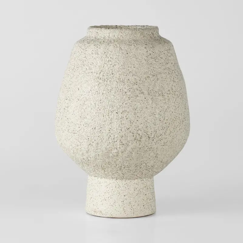 Bolero Round Ceramic Vase – Crisp White Finish 1
