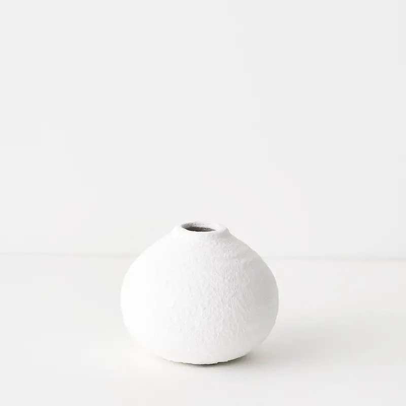 Bowie Vase Set – Four Elegant Pieces 1