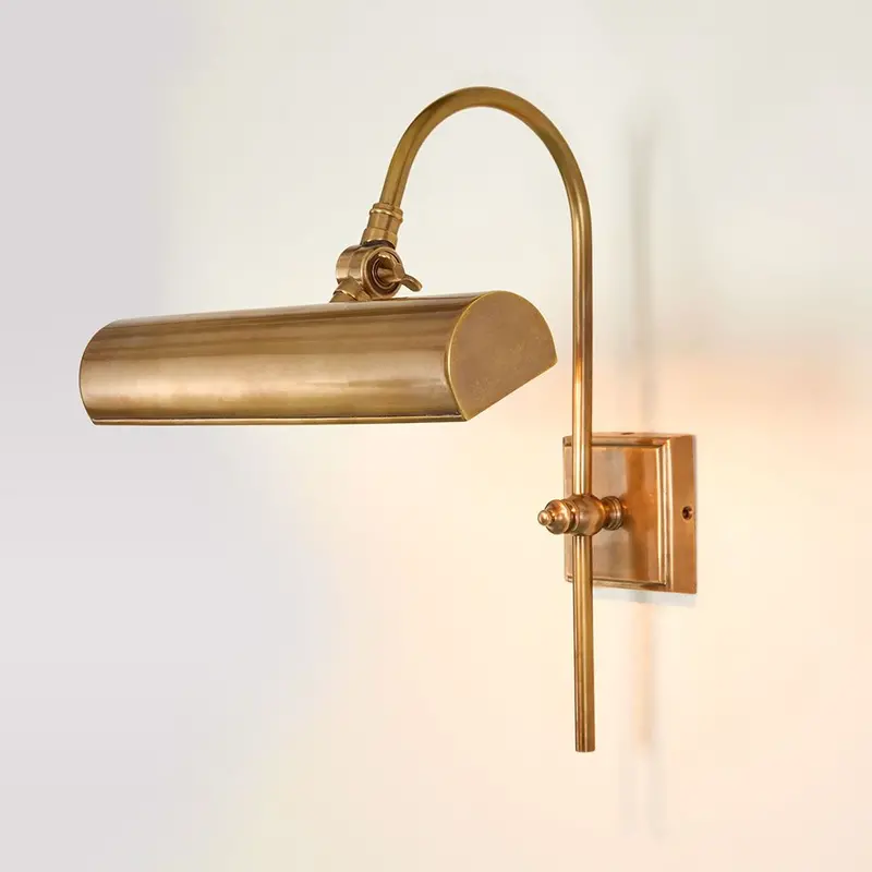 Bowral Antique Brass Wall Light For Indoor Or Outdoor Use 1