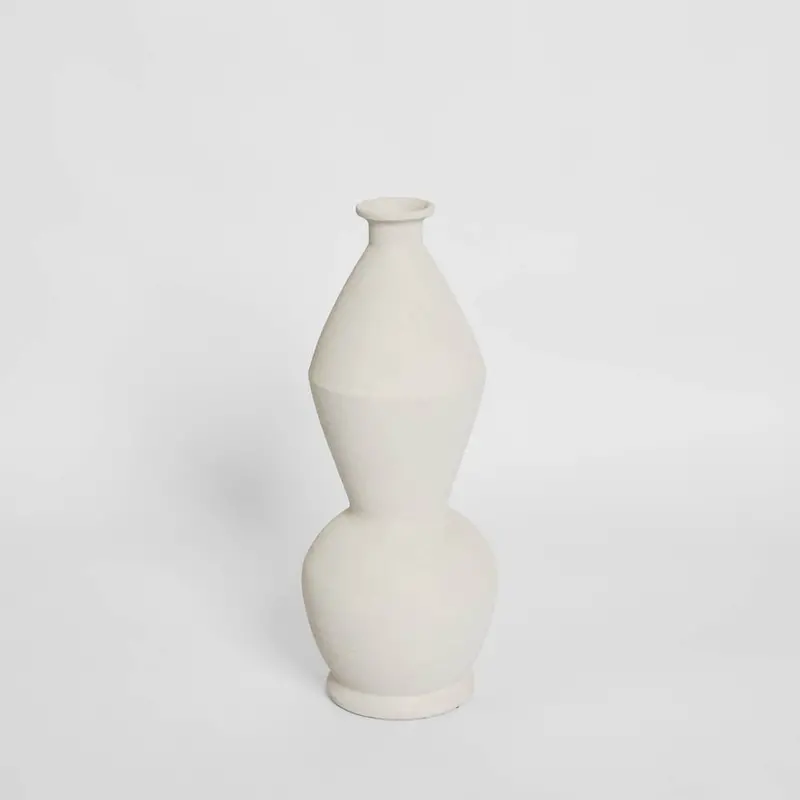 Goya Chalk-Finish Minimalist Vase 1