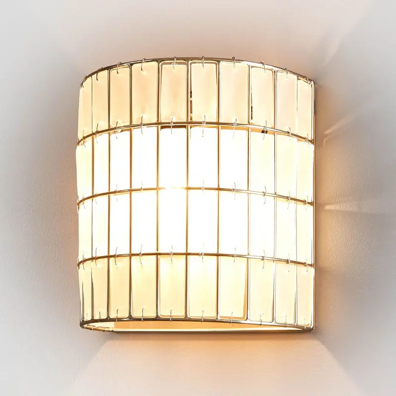 Grahamstown Half-Round Indoor Wall Lamp 1