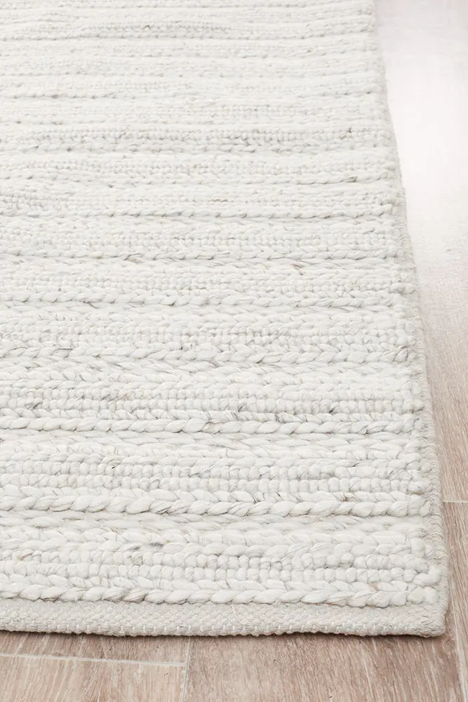 Harvest 801 Luxe Ivory Area Rug – 225 X 155 Cm 1