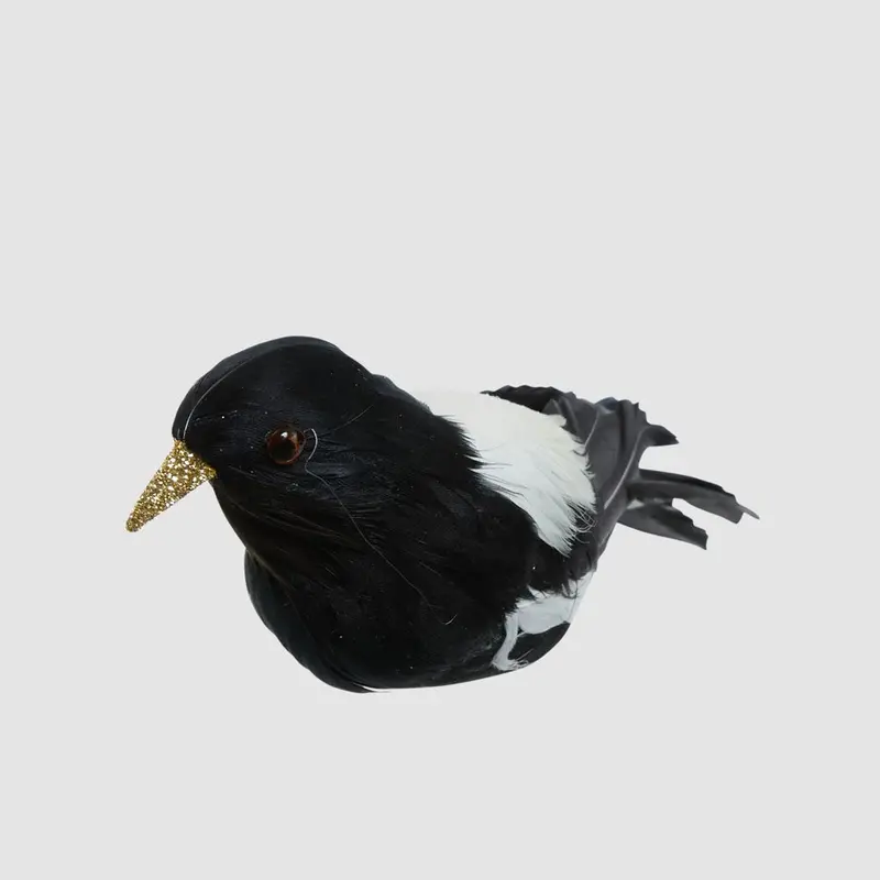 Little Magpie Chatterer Decorative Figurine 1