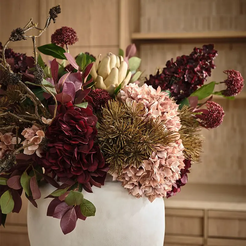 Lush Hydrangea Stem Collection – 12-Piece Artificial Bouquet 1