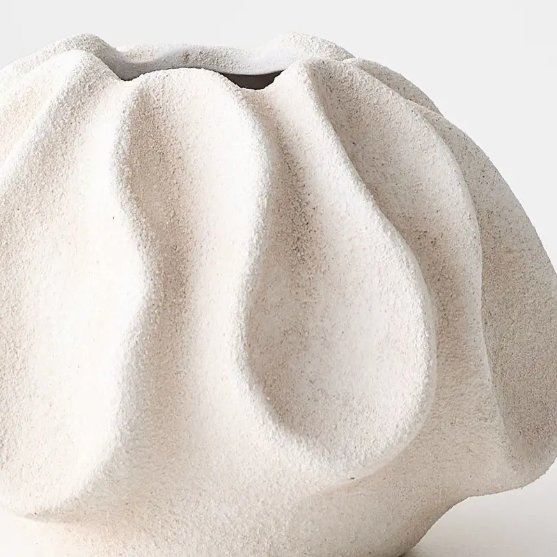 Nampula Minimalist Vase Pair 1
