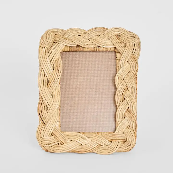 Natural Twill Rattan Photo Frame – Handwoven Texture 1