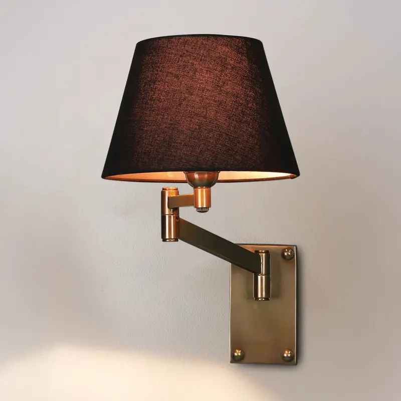 Oscar Antique Brass Wall Light – Compact Fixture Base 1