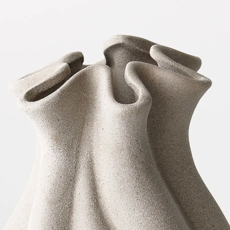 Pair Of Annabella Table Vases – Modern Ceramic Design 1