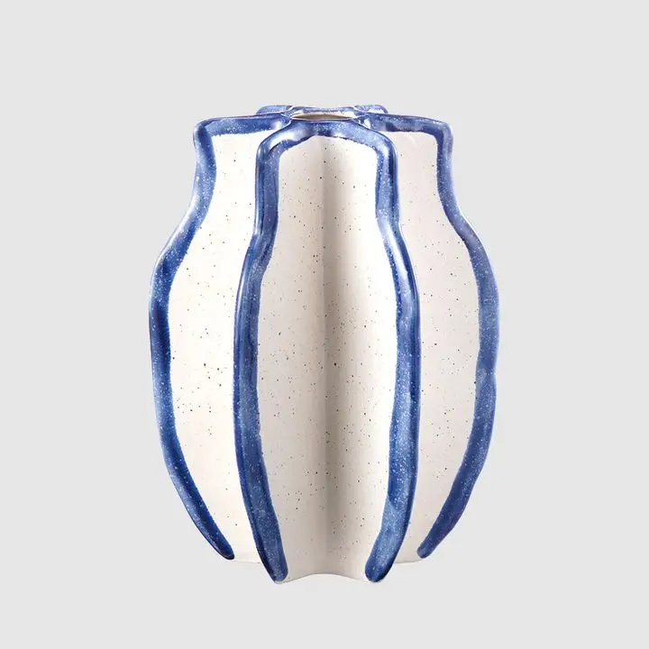 Prism Ceramic Vase – Bold Blue And White Geometric Glaze 1
