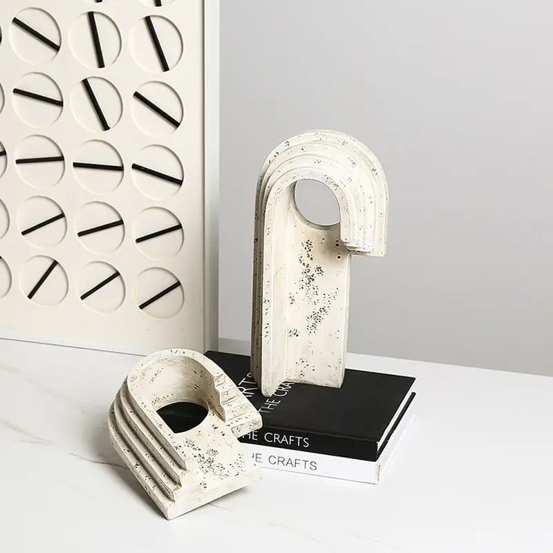 Round-Aperture Decorative Piece B 1